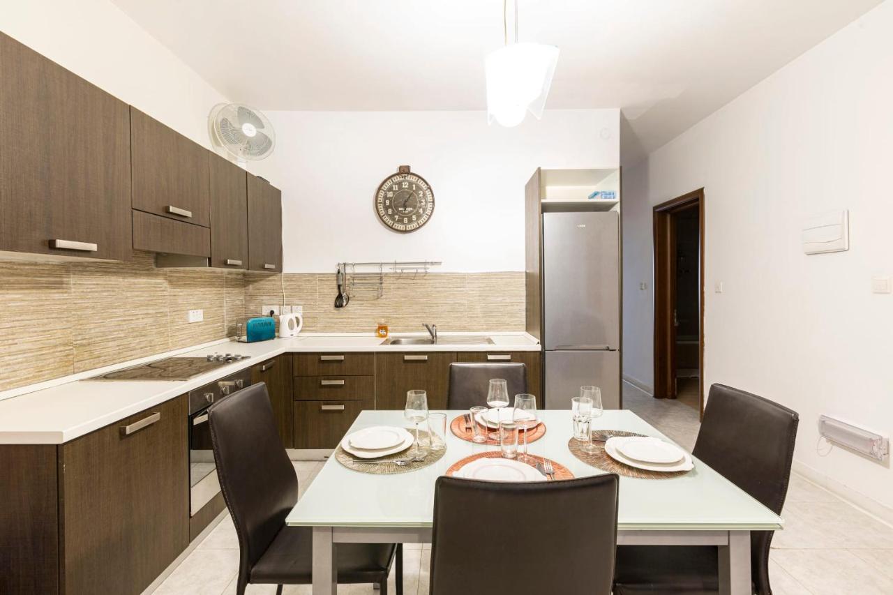 Sliema Love-Hosted By Sweetstay Zewnętrze zdjęcie